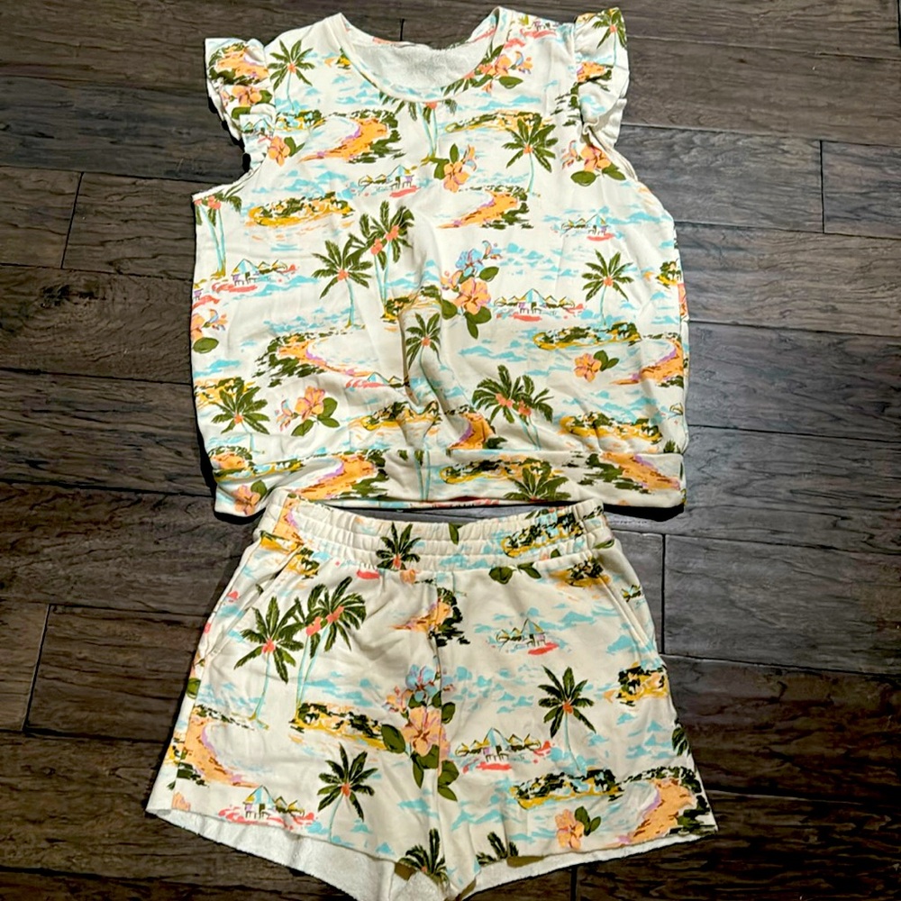 Lauren Conrad LC matching short sweatsuit set